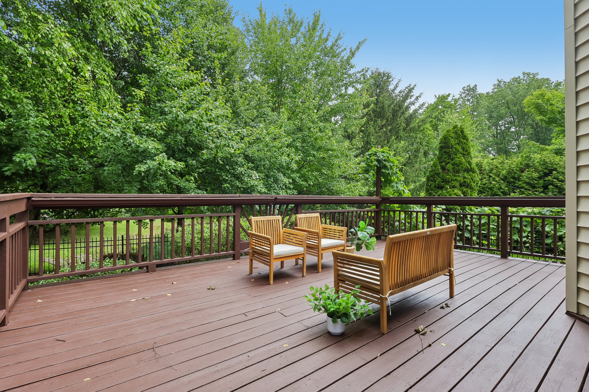 Primrose Ln-S2306-073.jpg