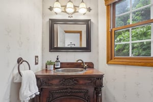 Primrose Ln-S2306-047.jpg