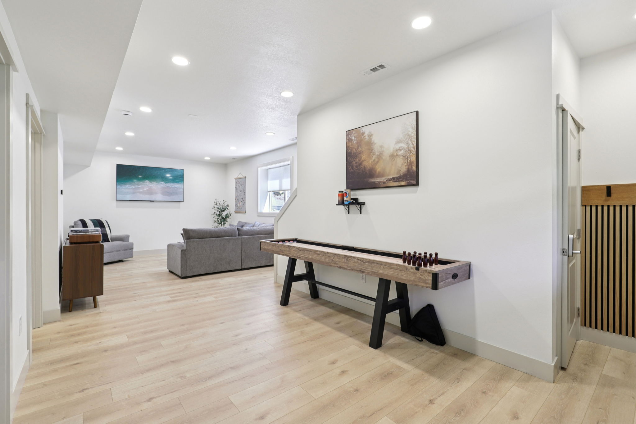 E Henry Creek Rd-S3110-011