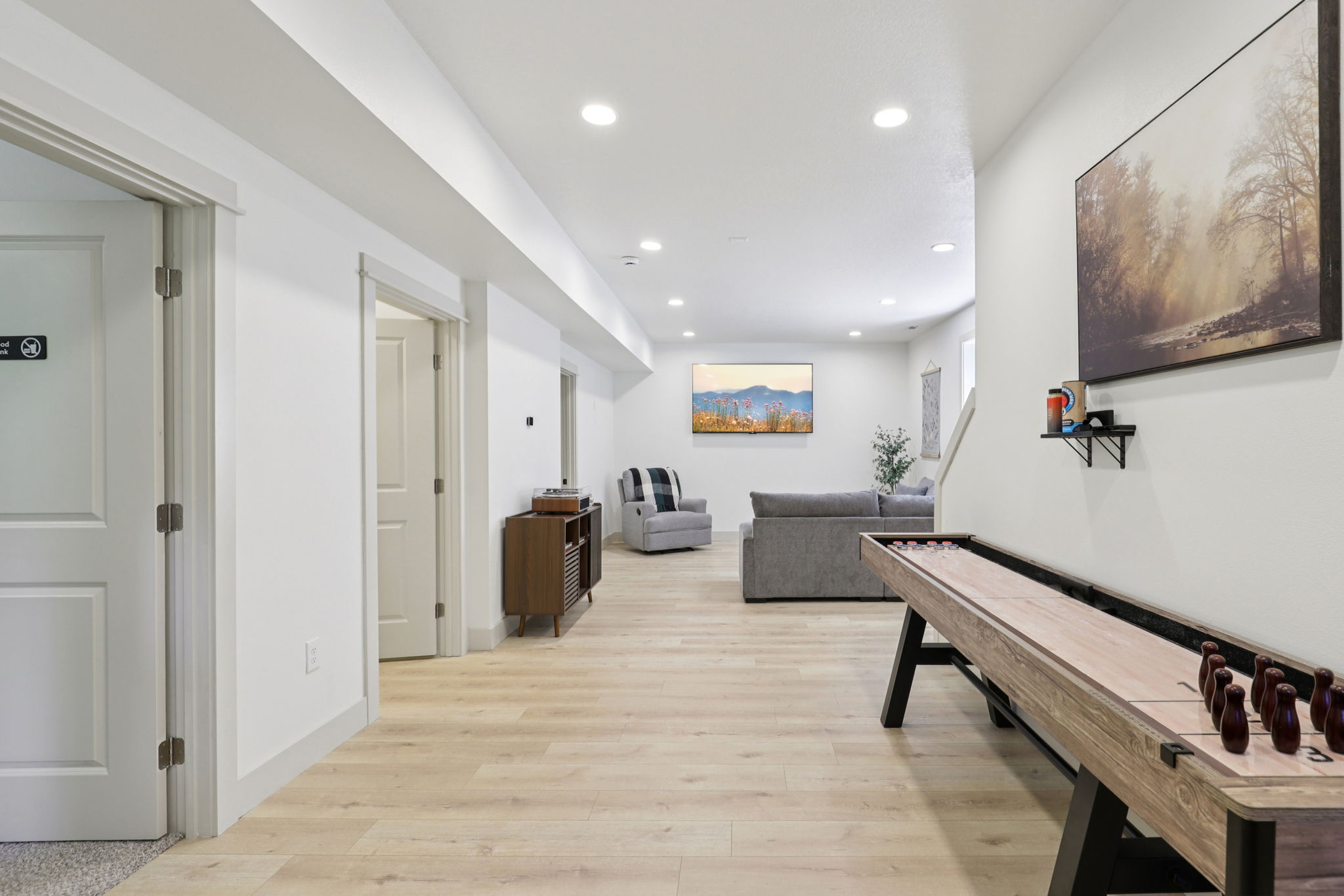 E Henry Creek Rd-S3110-012