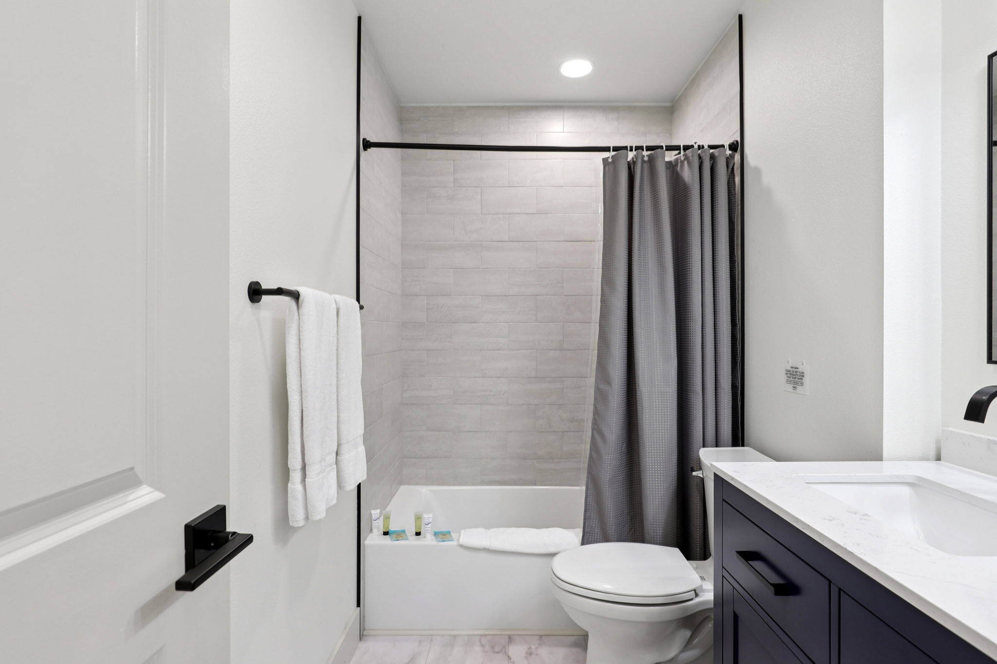 E Henry Creek Rd-S3110-052