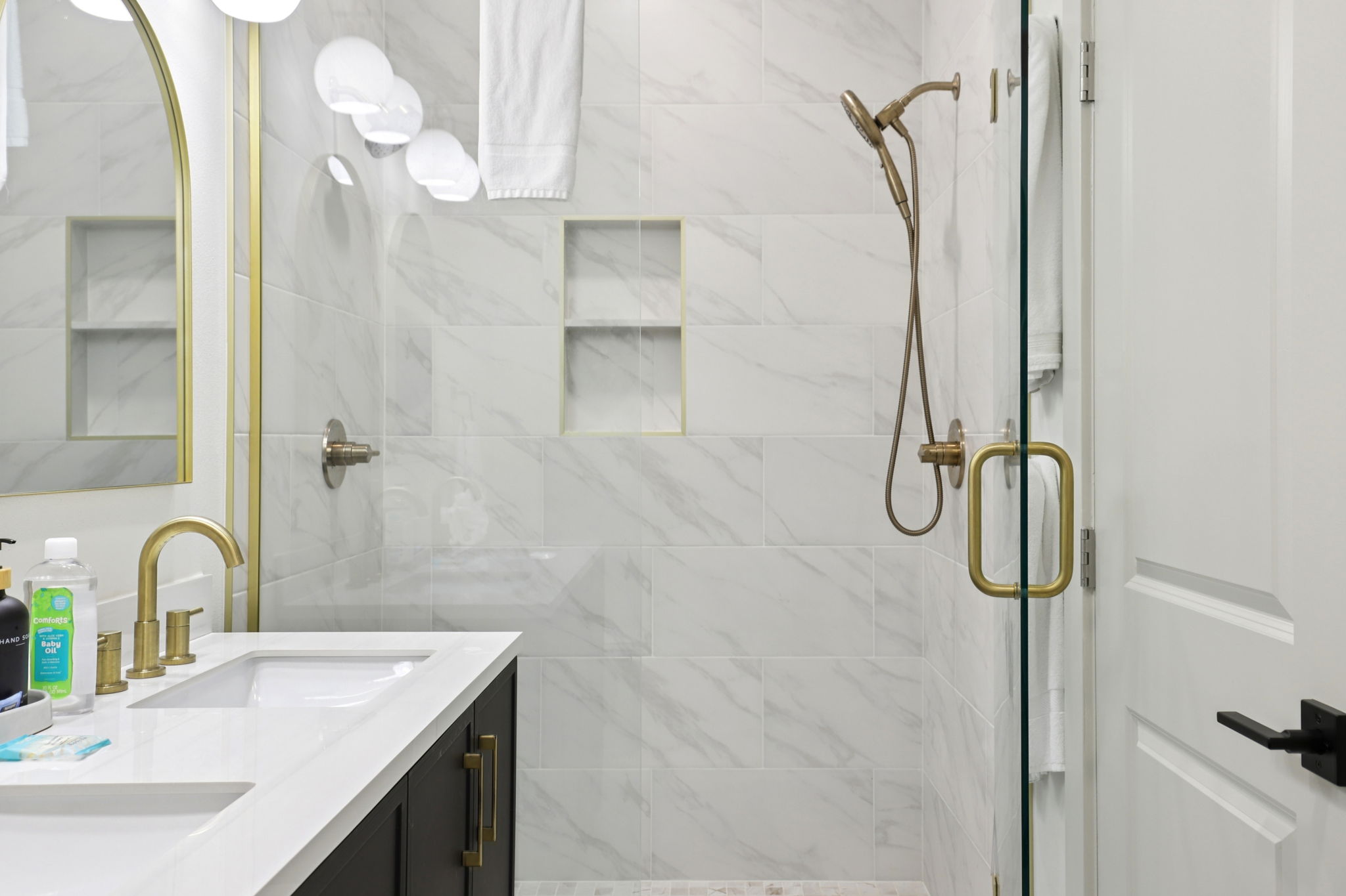 E Henry Creek Rd-S3110-065