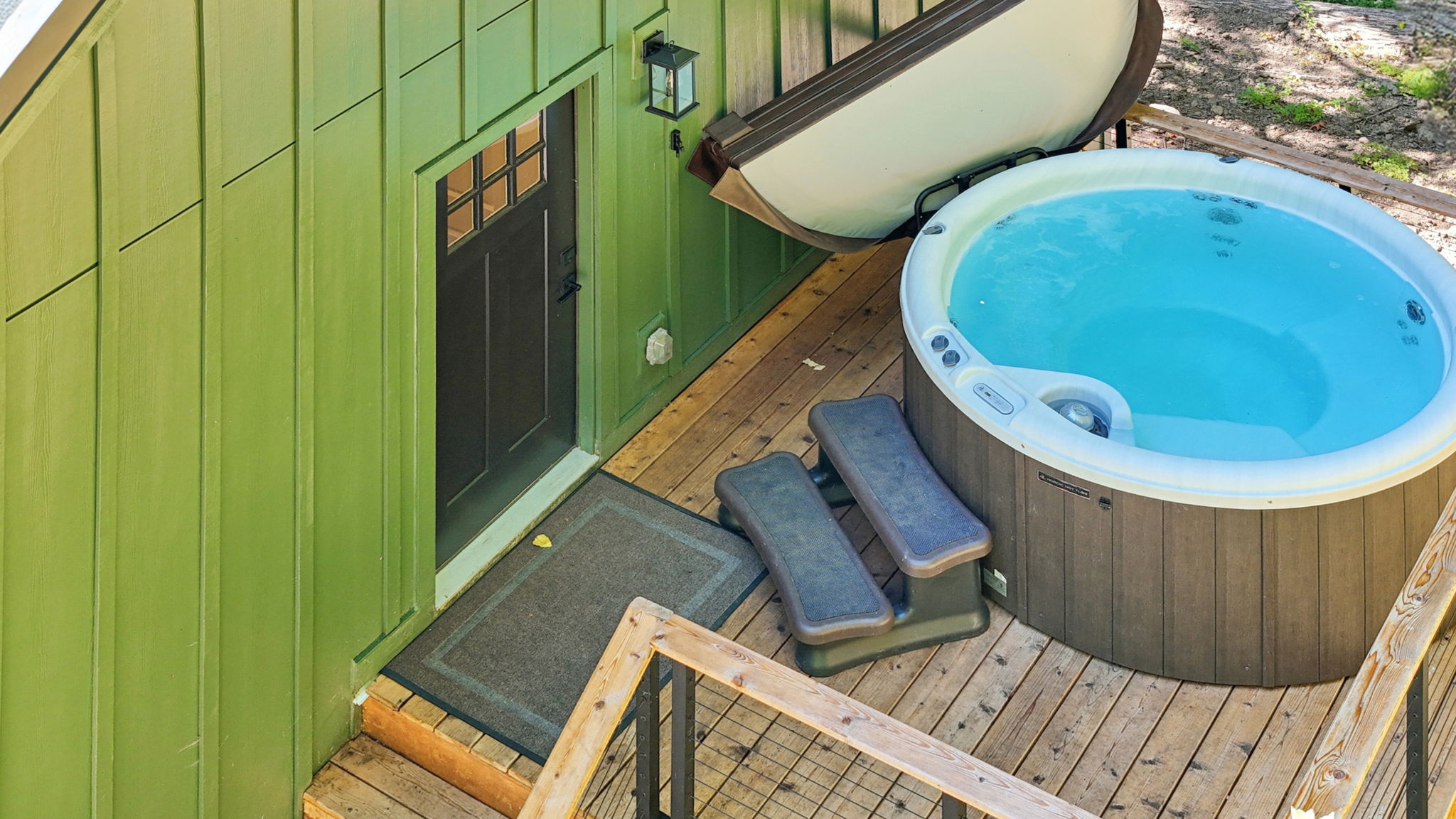 E Henry Creek Rd-S3110-090