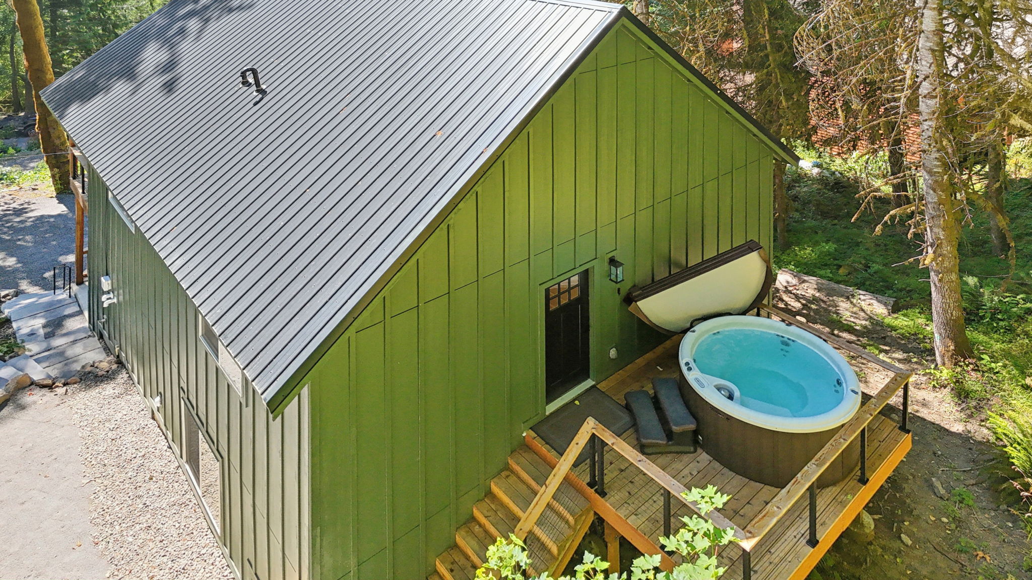 E Henry Creek Rd-S3110-091