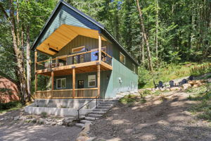 E Henry Creek Rd-S3110-001