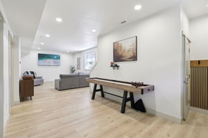 E Henry Creek Rd-S3110-011