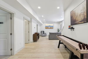 E Henry Creek Rd-S3110-012