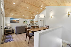 E Henry Creek Rd-S3110-030