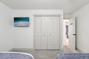 E Henry Creek Rd-S3110-055