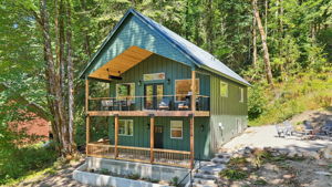 E Henry Creek Rd-S3110-080