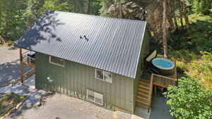 E Henry Creek Rd-S3110-089