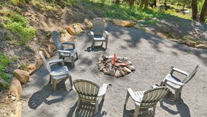 E Henry Creek Rd-S3110-092