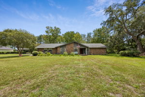 Welcome to 2683 Foxhunt Trail