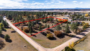 Property Lines are Approximate and not a survey