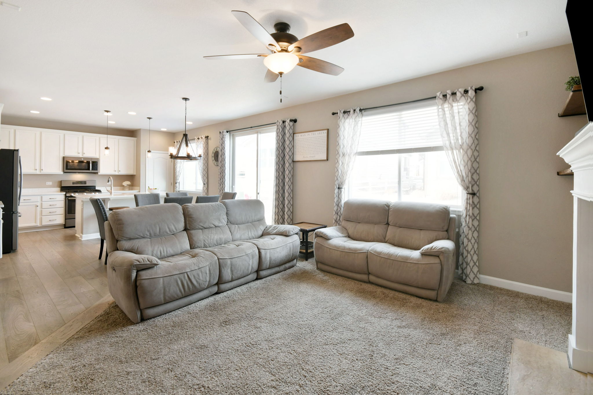 Open floorplan from Family Room to Kitchen