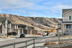 Views of the mesa above neighboring rooftops