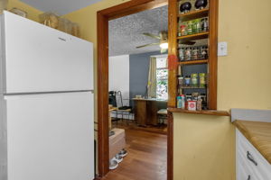  Photo 47