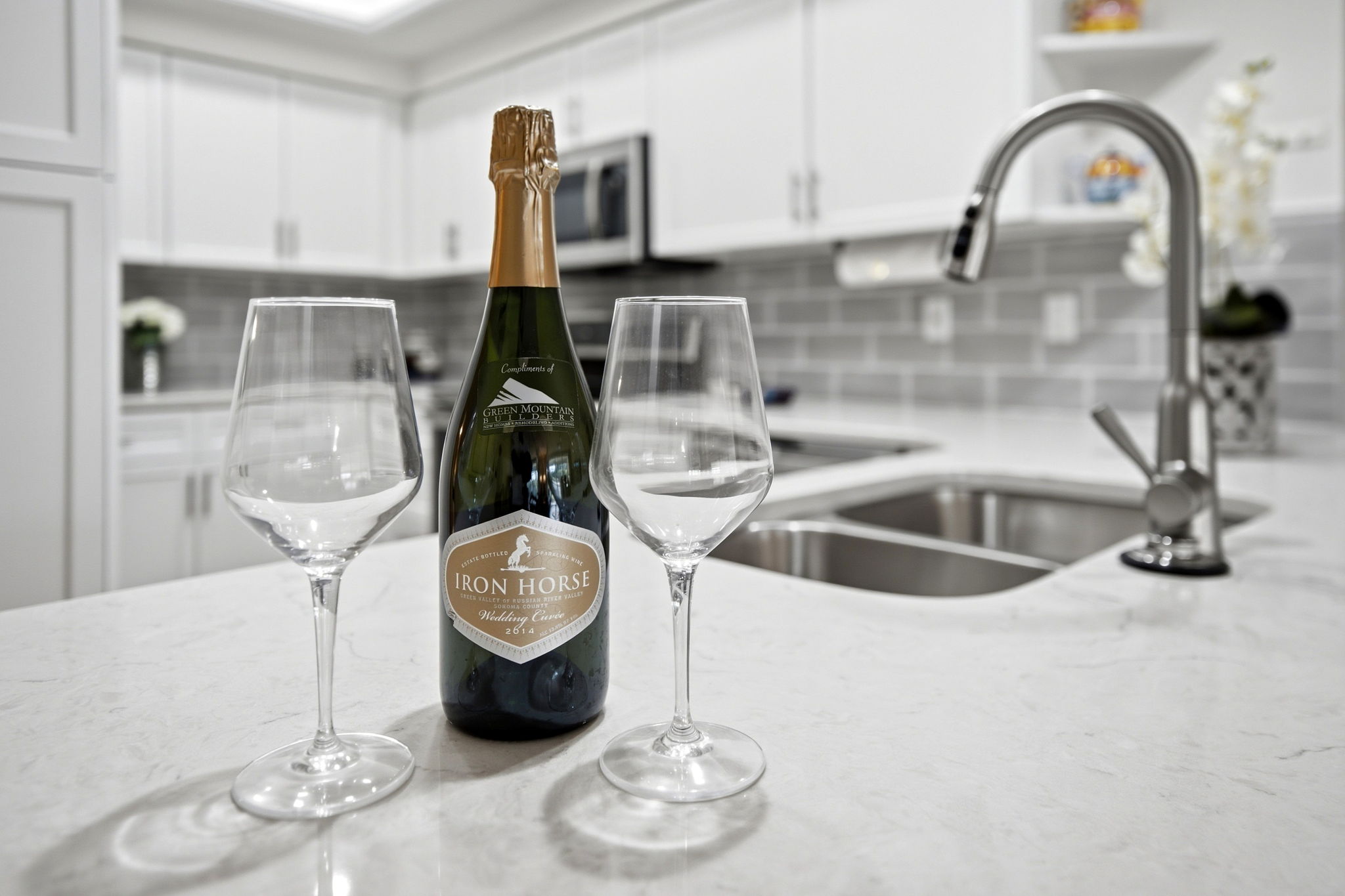 Ready to celebrate your new home!