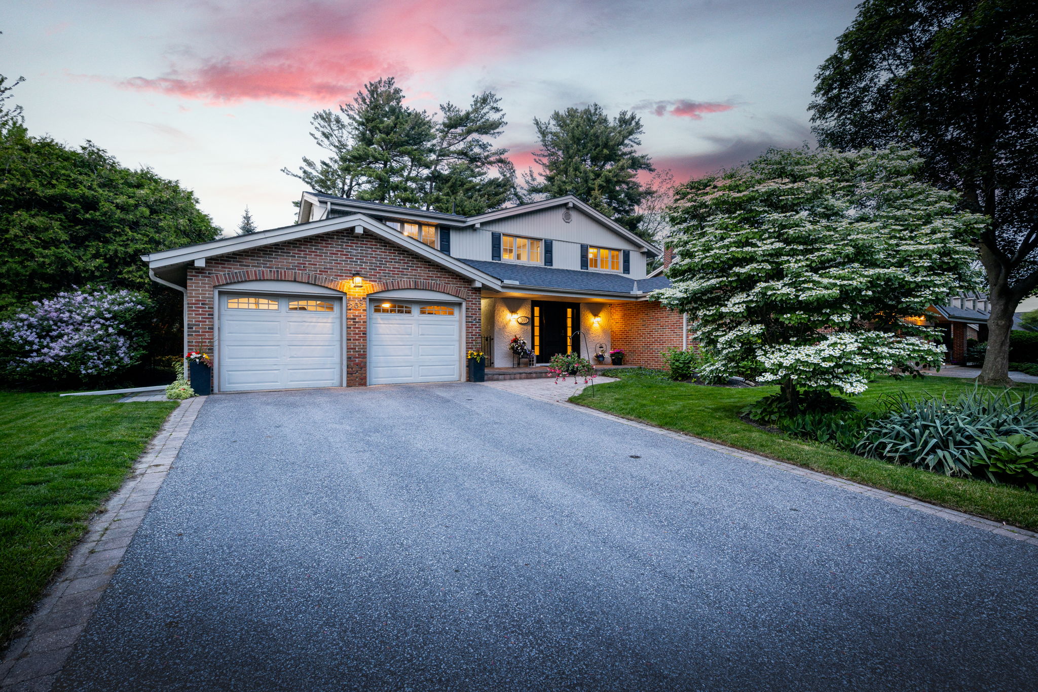 Oakville property showcase — delivered property photograph 2
