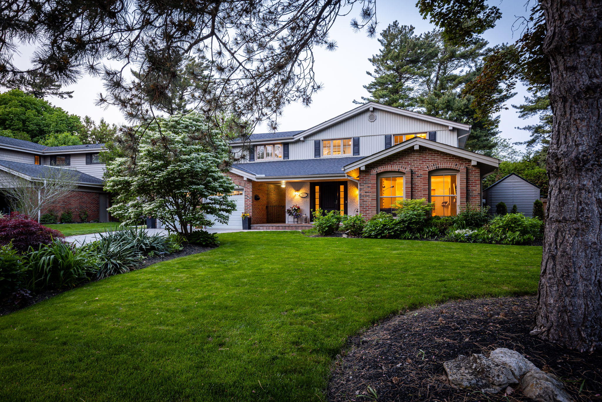 Oakville property showcase — delivered property photograph 11