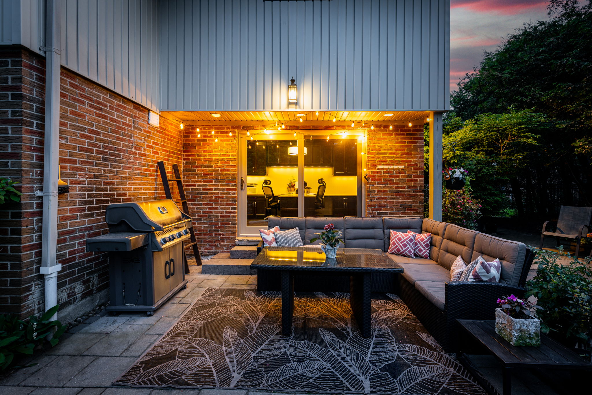 Oakville property showcase — delivered property photograph 30