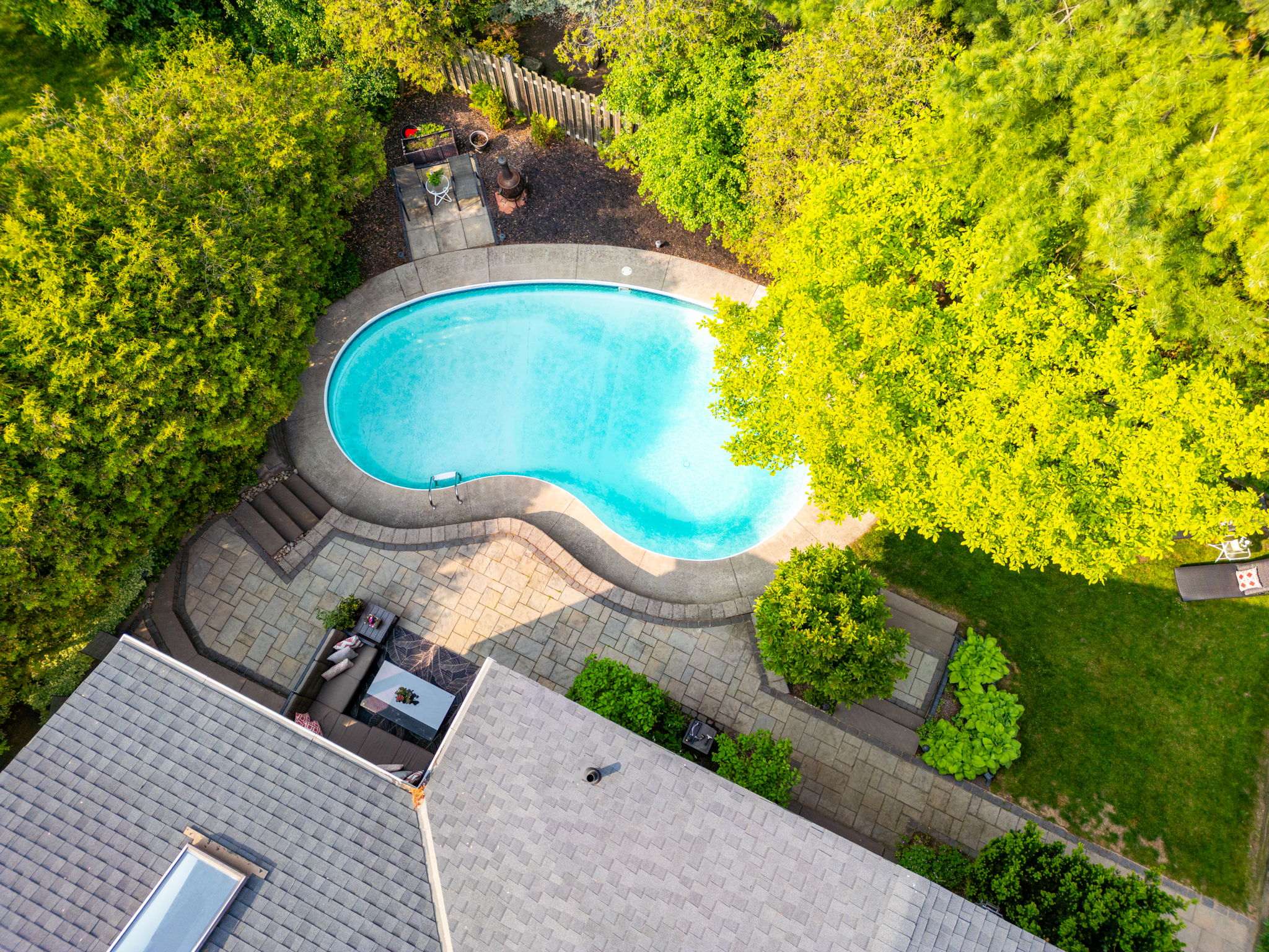 Oakville property showcase — delivered property photograph 35