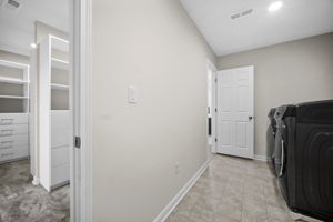  Photo 34
