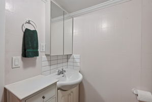  Photo 39