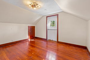 Third Floor 1 - 269 Orange Street