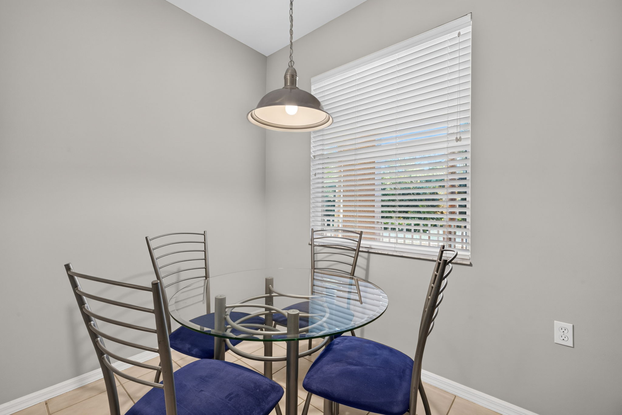 Breakfast Nook 1 of 2