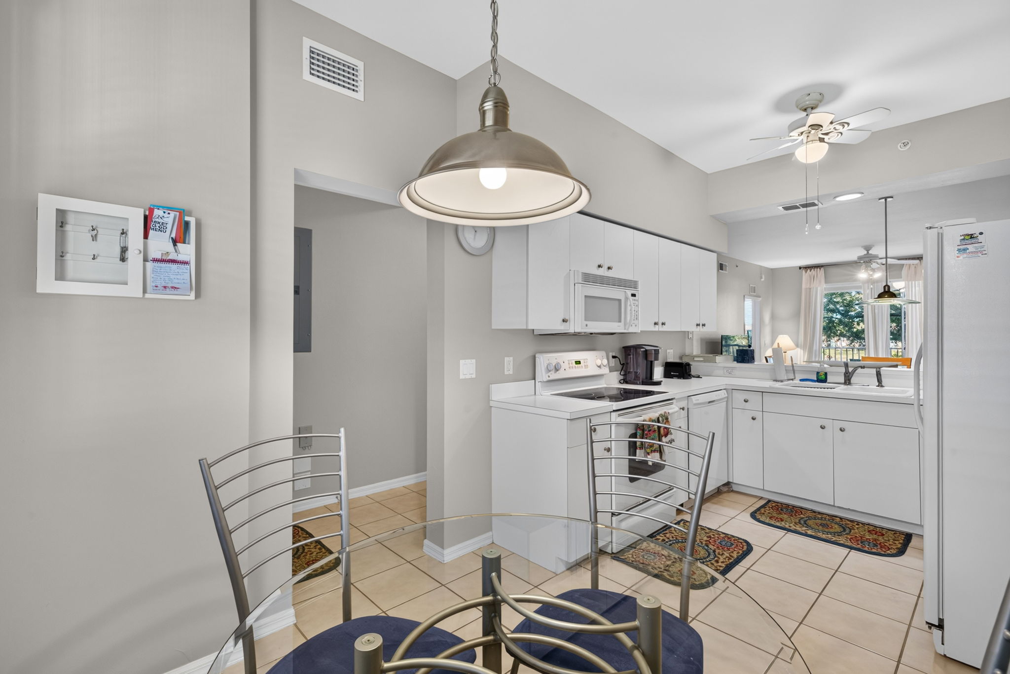 Breakfast Nook 2 of 2
