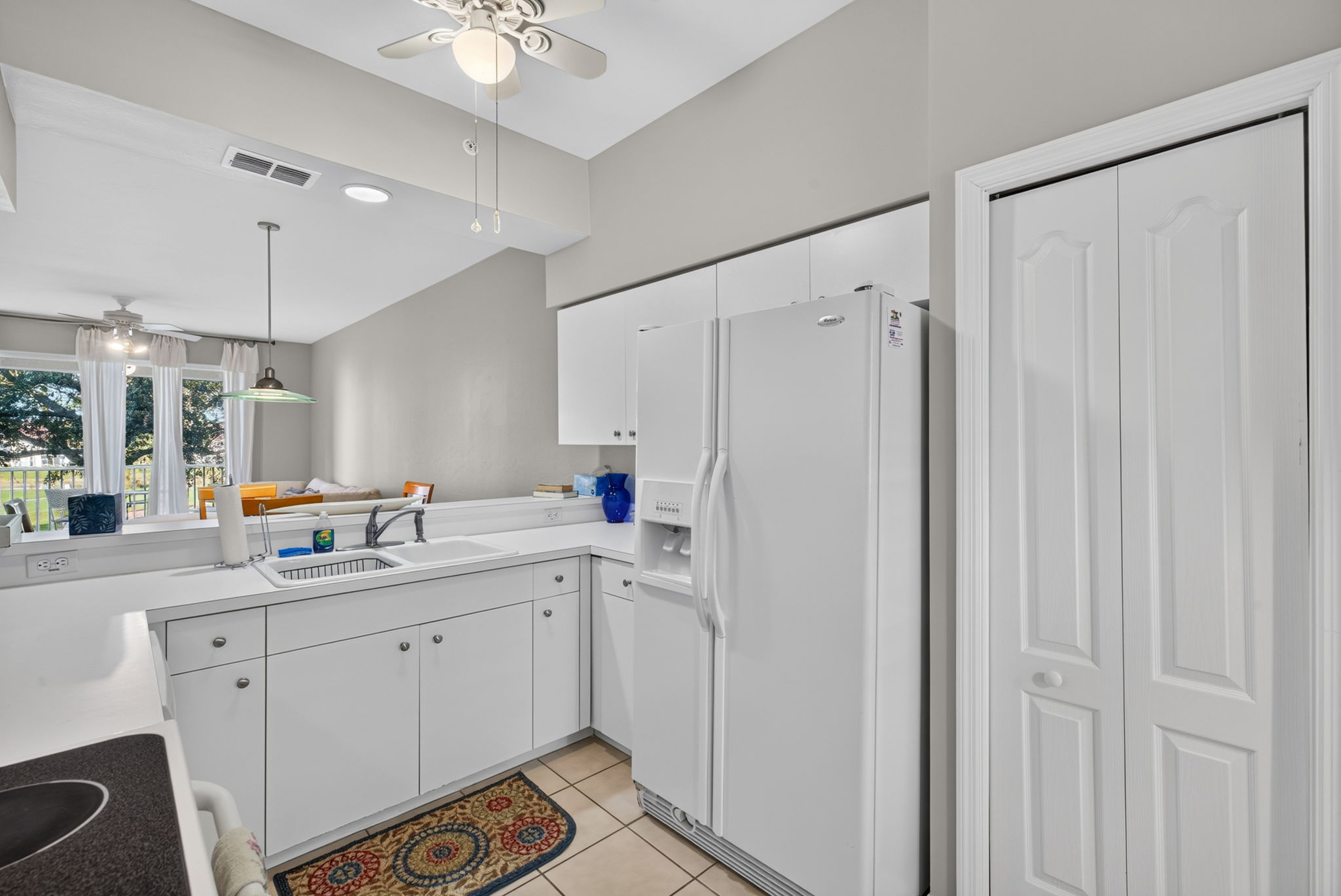 Kitchen 2 of 3