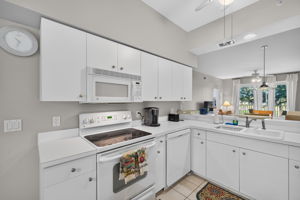 Kitchen 1 of 3