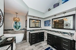Primary Bathroom 1a-2