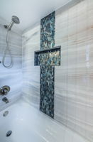 Bathroom 3b