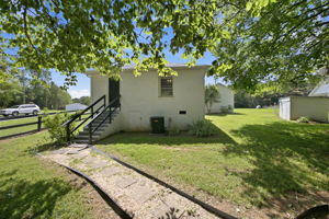  Photo 23