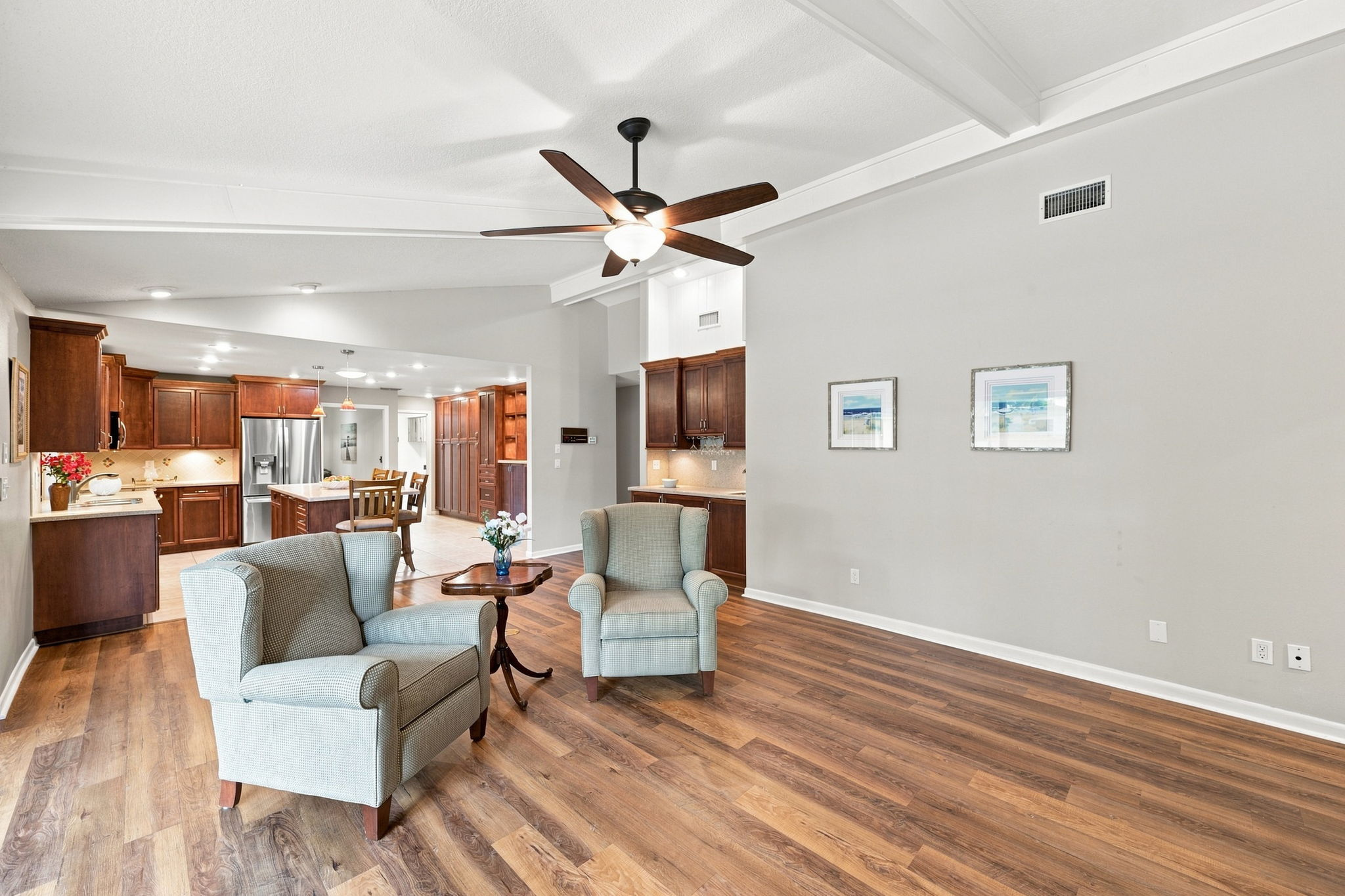 Family Room4