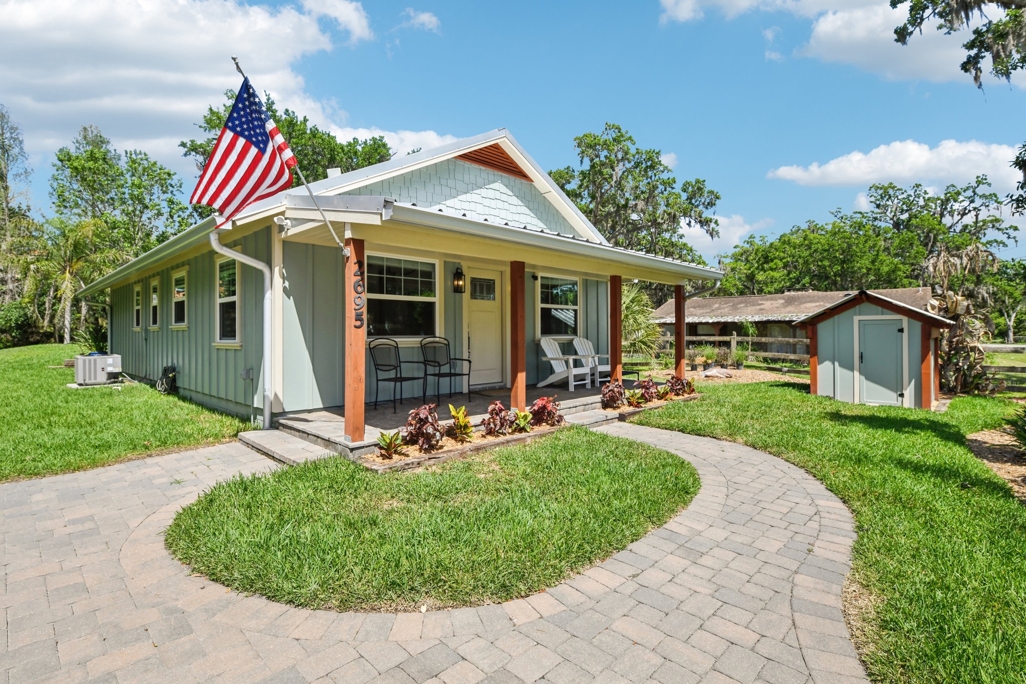 Holiday Woods Dr-S1504-002.jpg