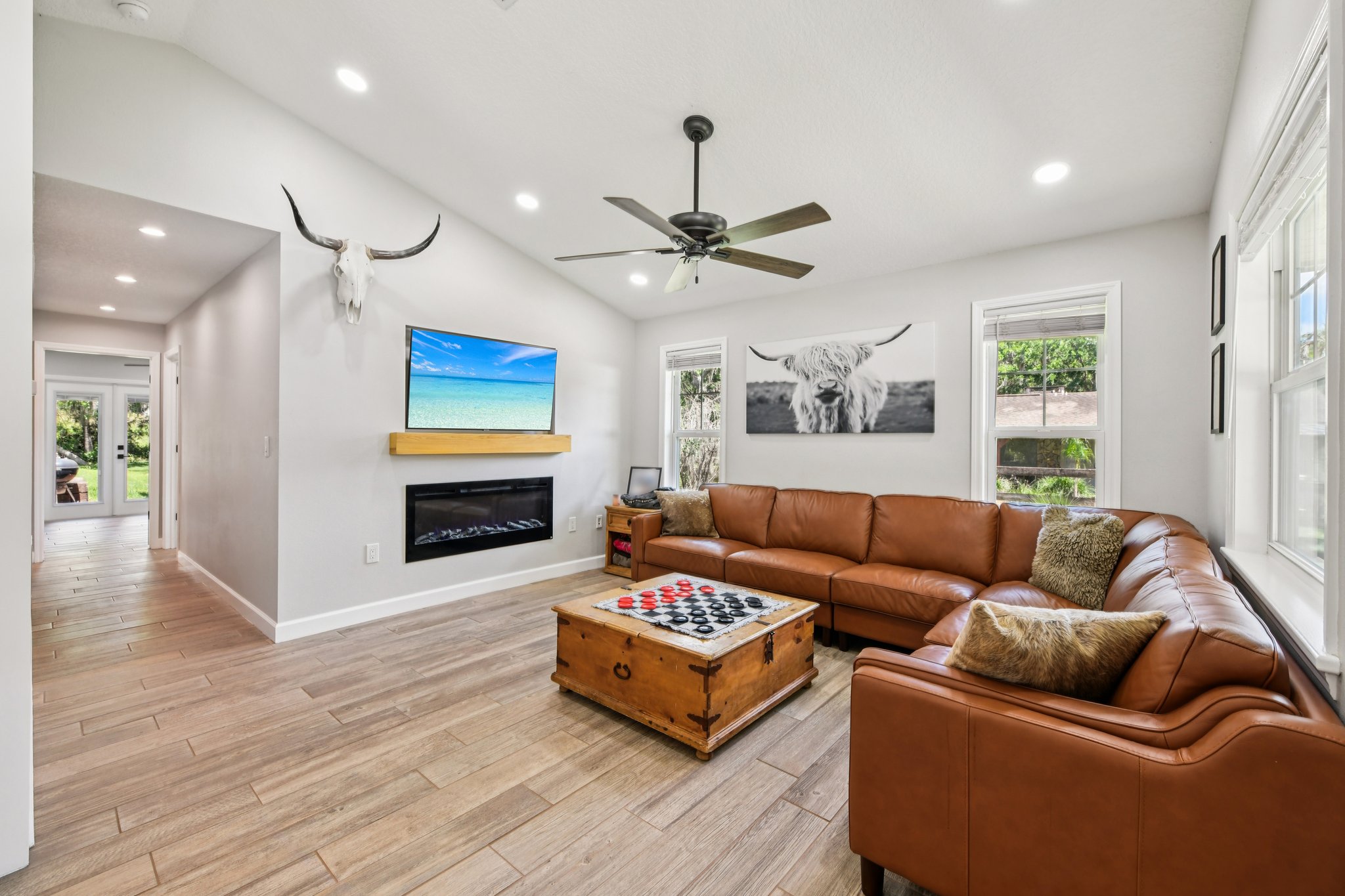 Holiday Woods Dr-S1504-007.jpg