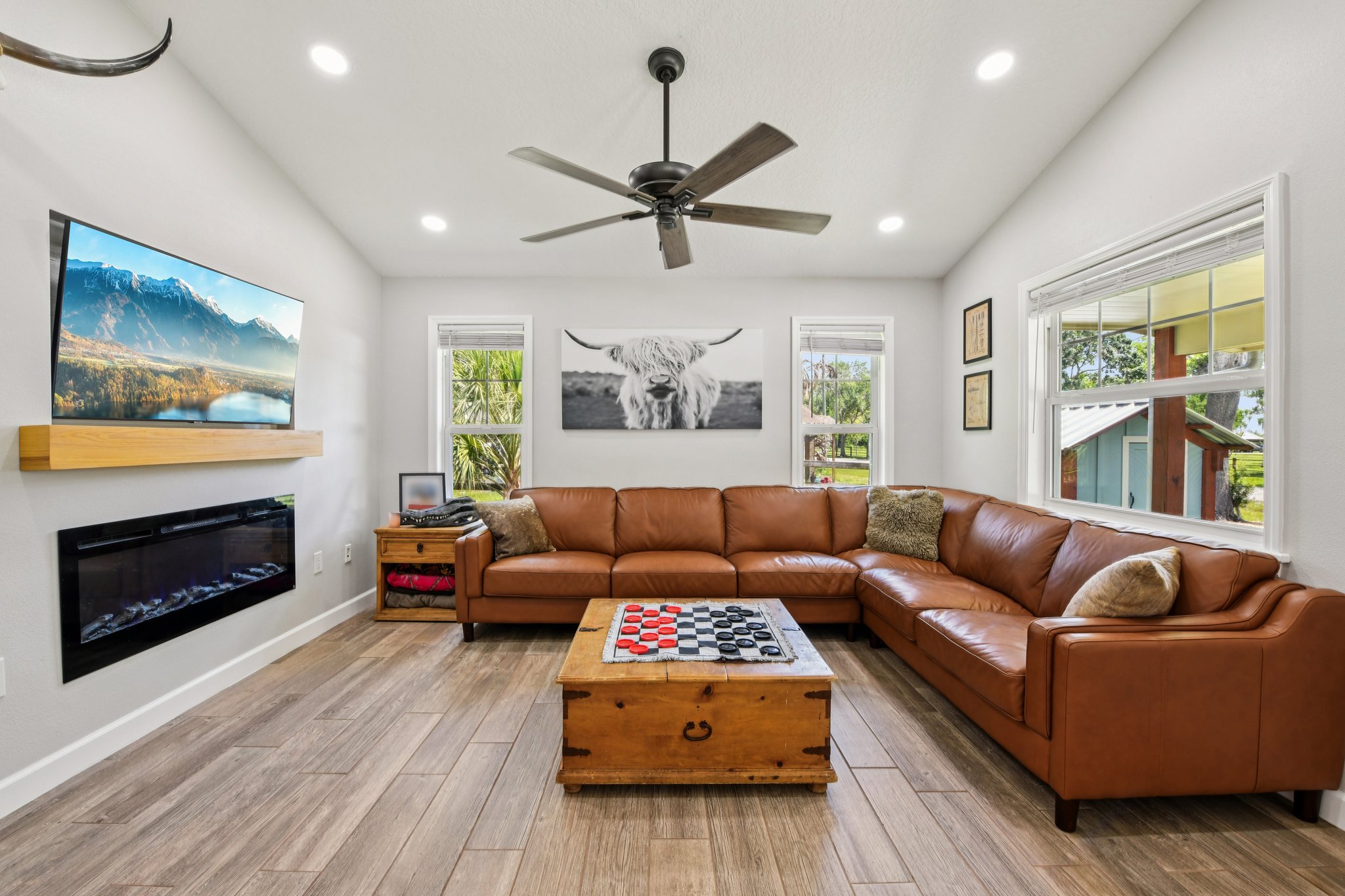 Holiday Woods Dr-S1504-010.jpg