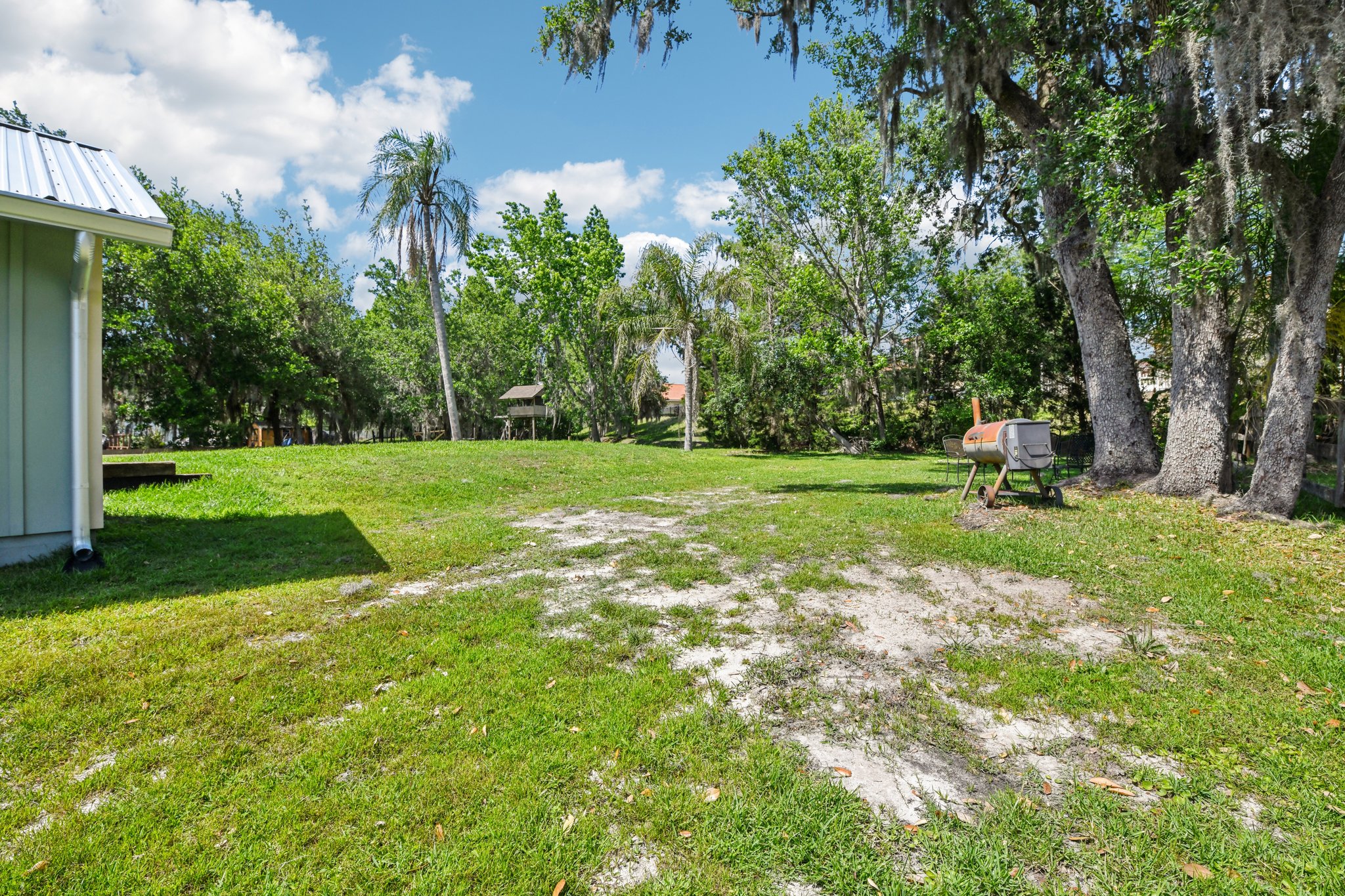 Holiday Woods Dr-S1504-034.jpg