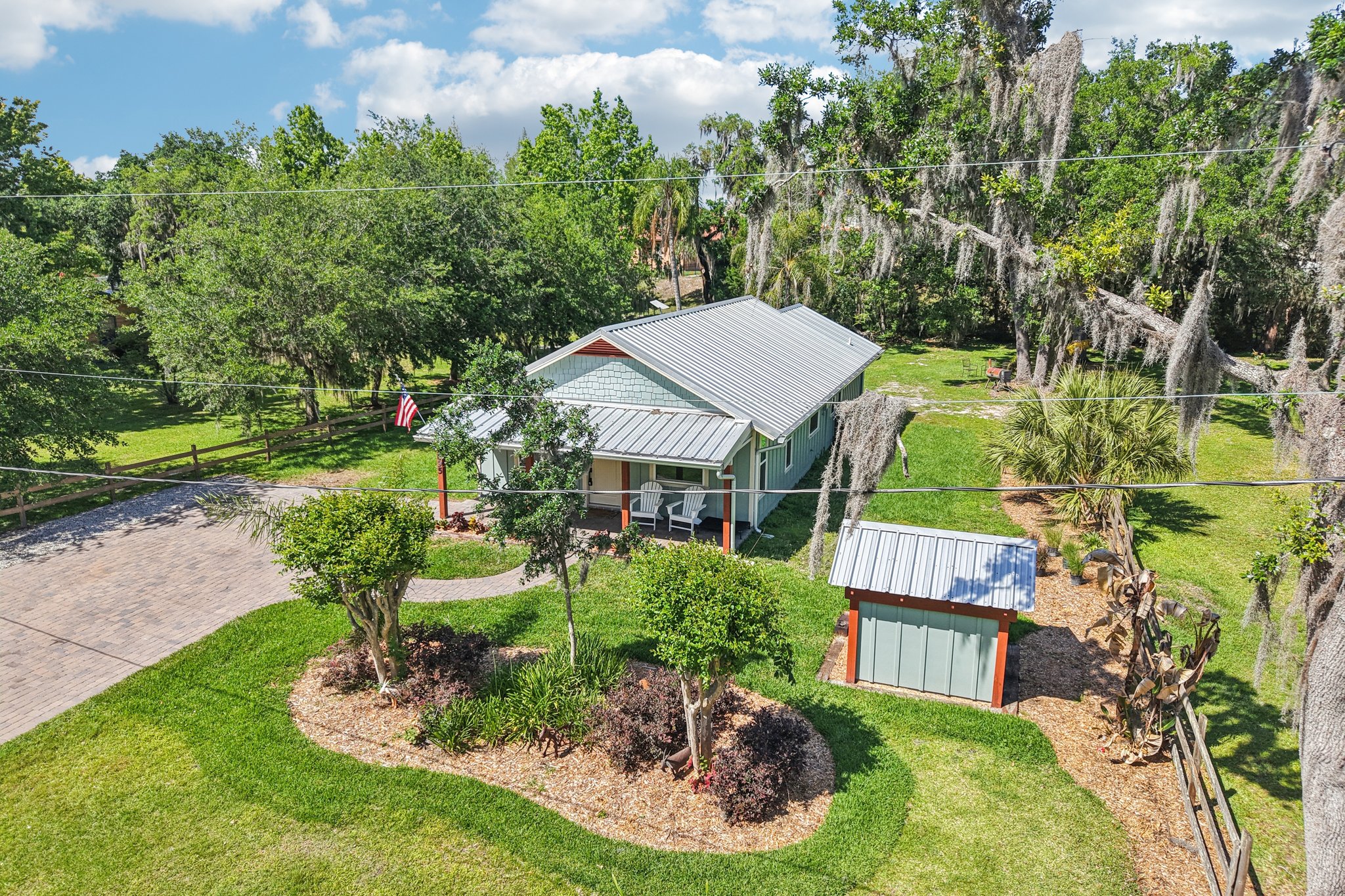 Holiday Woods Dr-S1504-040.jpg