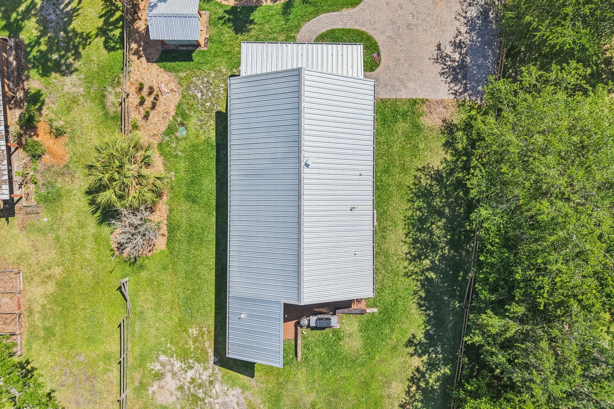 Holiday Woods Dr-S1504-046.jpg