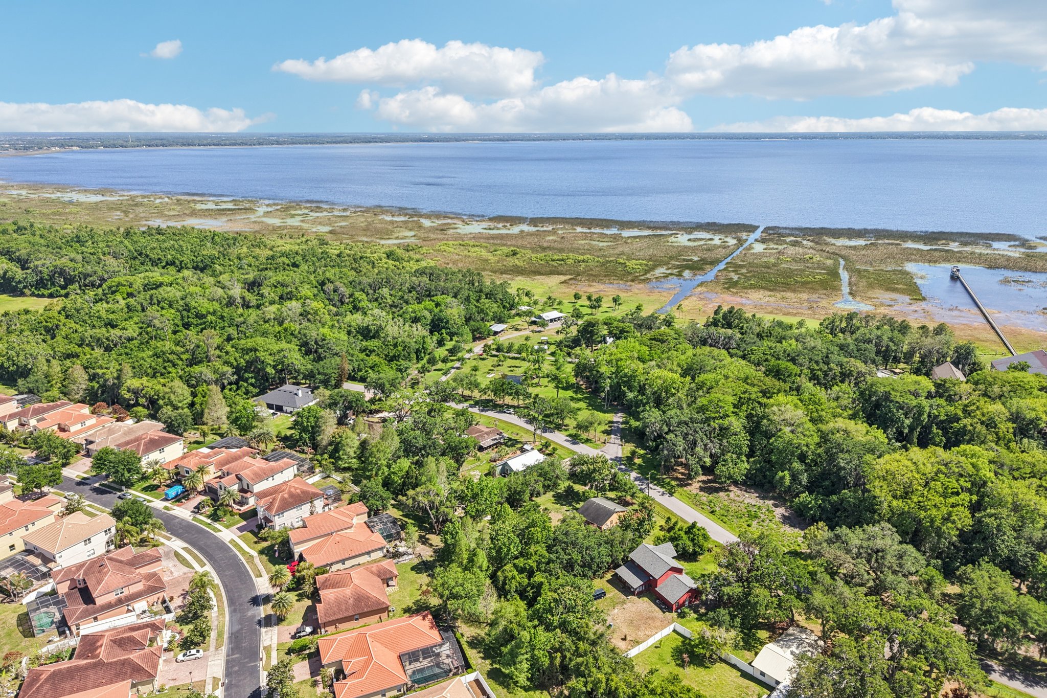 Holiday Woods Dr-S1504-048.jpg