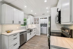 Holiday Woods Dr-S1504-014.jpg