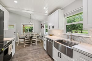 Holiday Woods Dr-S1504-017.jpg