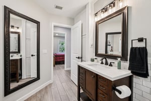 Holiday Woods Dr-S1504-020.jpg