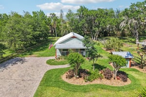 Holiday Woods Dr-S1504-039.jpg