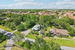 Holiday Woods Dr-S1504-043.jpg