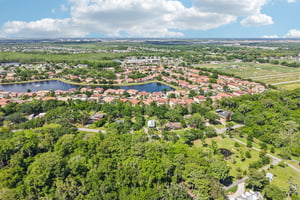 Holiday Woods Dr-S1504-044.jpg